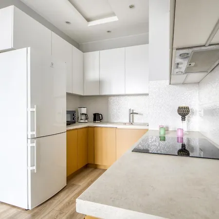 In Okecie Apartment Warsaw